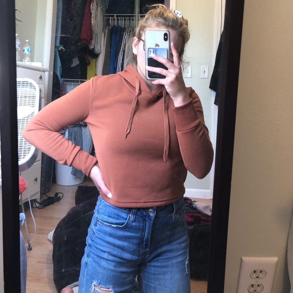 Cropped Hoodie